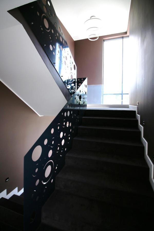 The Butterfly Hotel Sangeorgiu de Mures Exterior photo